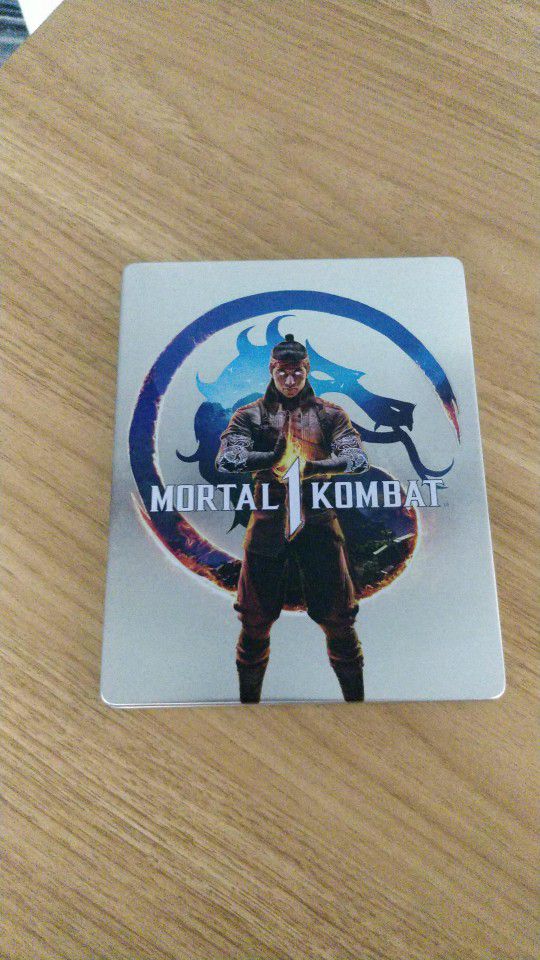 Mortal Kombat 1 Xbox Series X (Exclusive Steelbook Edition)