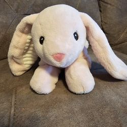 Pink 12" rattle bunny - Spark imagination - Walmart - plush