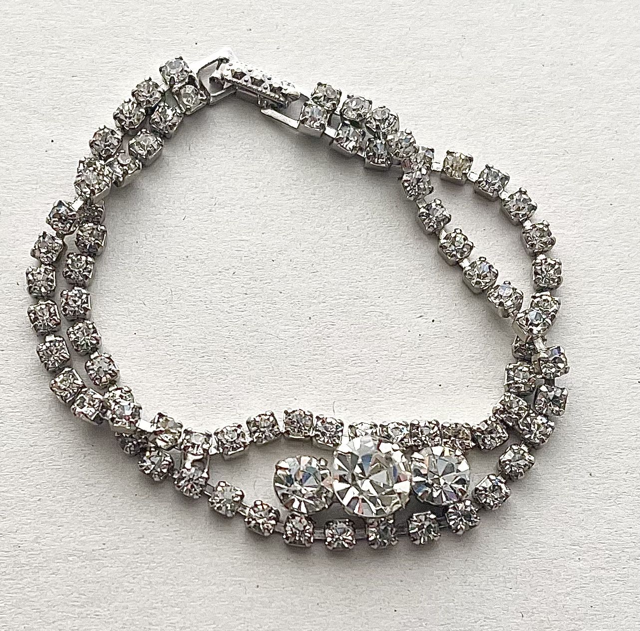 Vintage Bracelet - Beautiful w/ Sparkle.