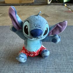 Stitch In Valentines Day Shorts