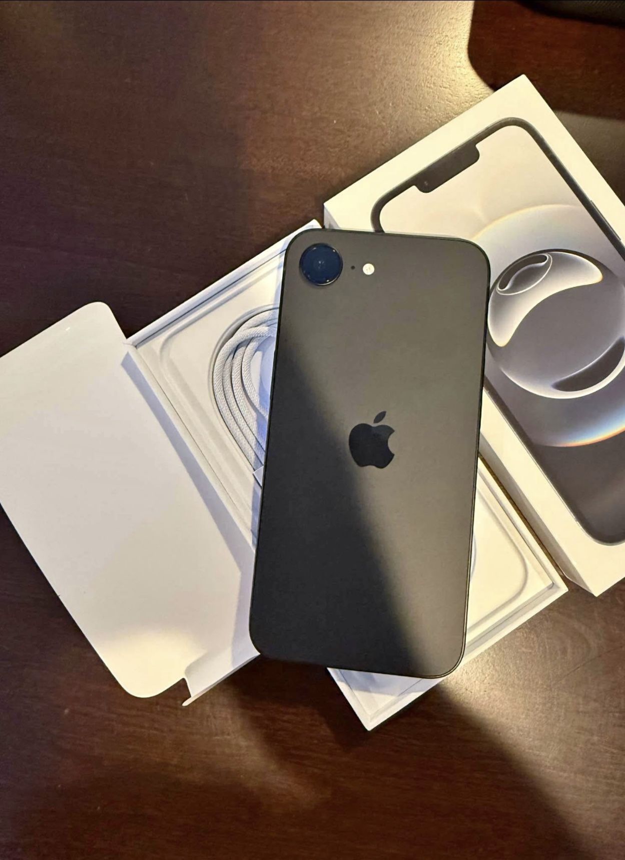 iPhone 16e Fully Unlocked 128GB