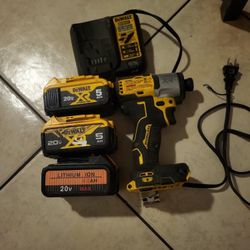 2 Dewalt 5A & 1 Lithium Ion Batteries, Impact Drill & Charger