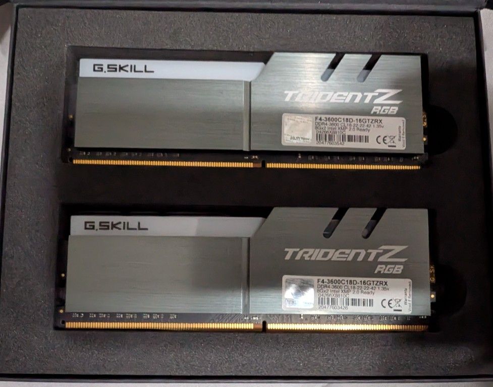 G.Skill Trident Z RGB 3600 CL18 16gb 