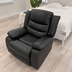 Like New Black Leather Rocking Recliner Chair