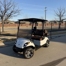 2012 Yamaha Gas Custom Golf Cart