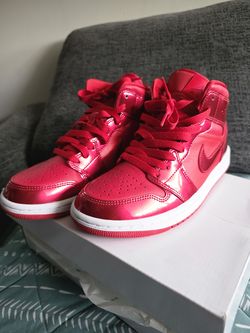 Jordan 1 Mid SE