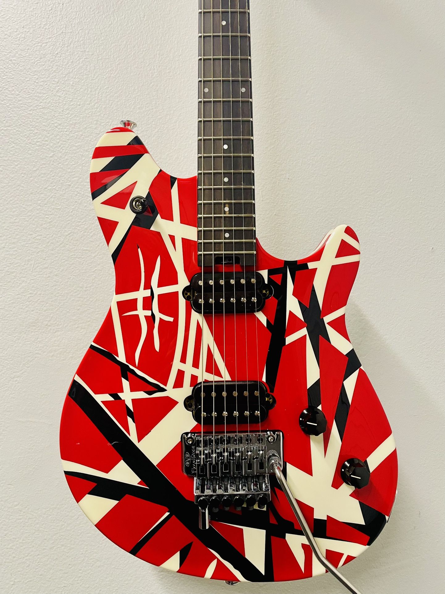 2016 EVH Wolfgang Special Striped with Ebony Fretboard Gloss Red/Black/White Stripes Electric Guitar