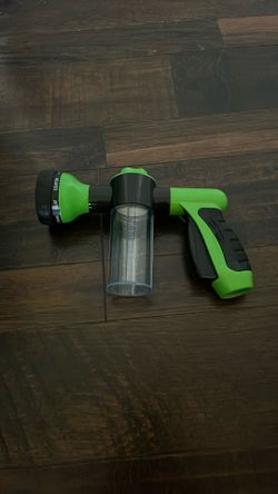 Soap & Shampoo Dispenser for Pet Wash and Garden Hose Sprayer Nozzle