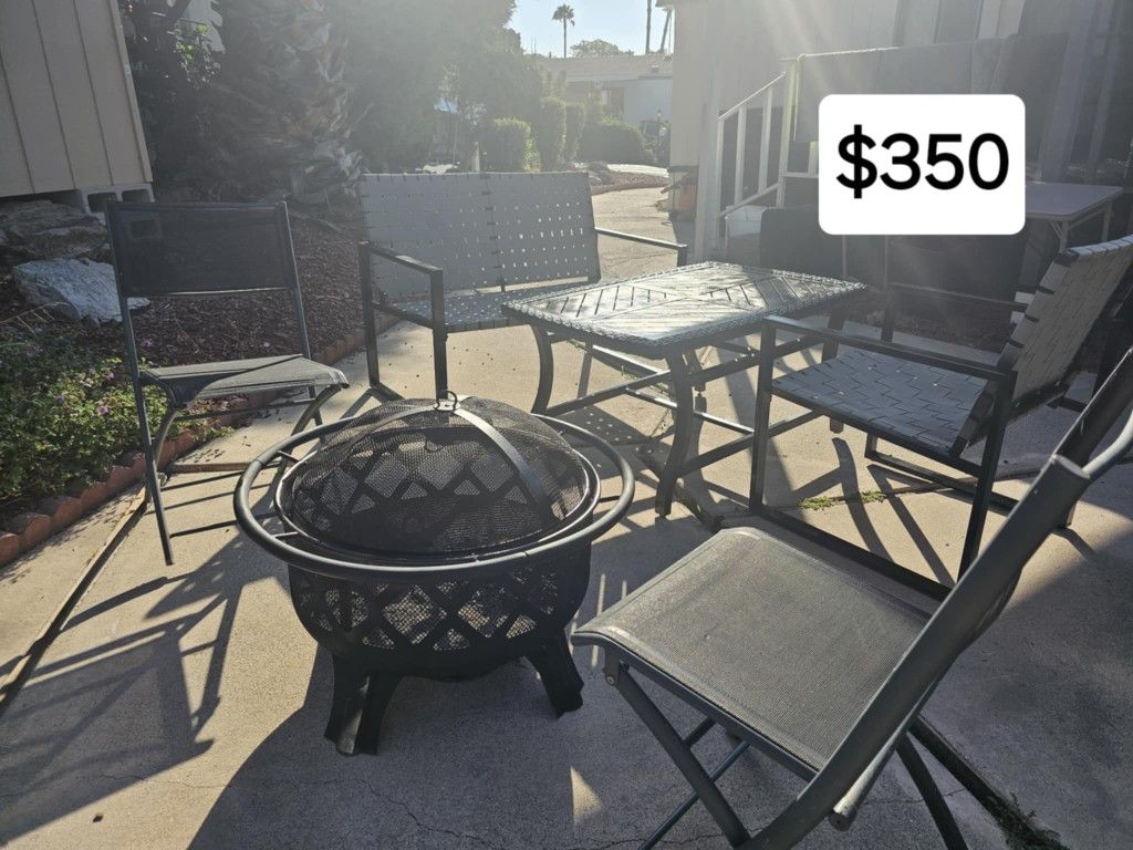 Outdoor Patio Furniture Set 