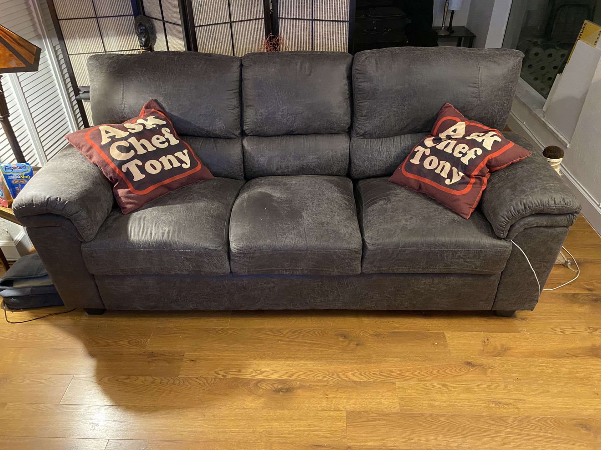 Very nice condition grey couch