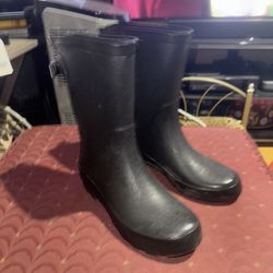 Women’s Rían Boots Size 8