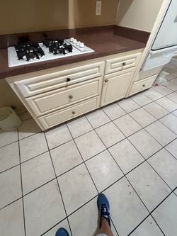 FREE cabinet drawers & doors