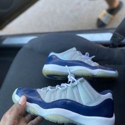 JORDAN 11 GEORGE TOWN LOWS