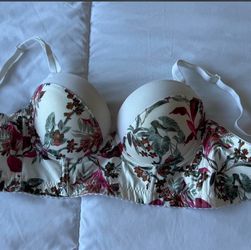 Floral Underwire Padded Bra - Ivory Cream, Adjustable Straps, Size 32A-32C