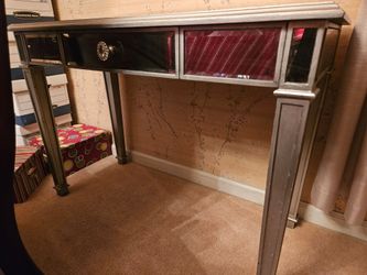 Mirror top desk
