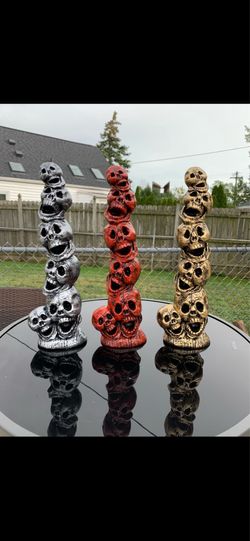 Desktop skull statues sold separately