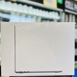 MacBook Air M2 Chip (Brand New)