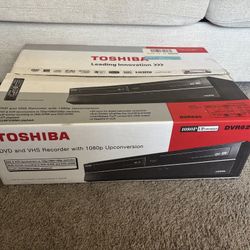 Vintage VCR DVD Combo Has HDMI Port