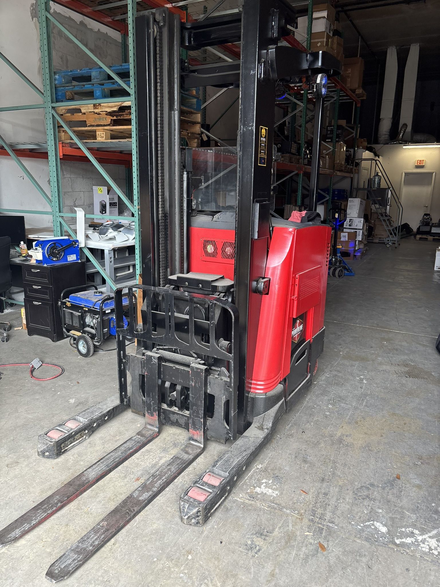 Stand On Lift 750-DR32TT