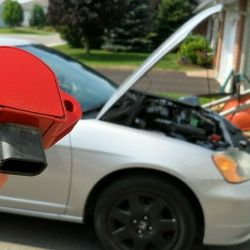 HONDA WHEELS AND HUBCAPS COMPLETE SET