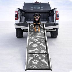 New in box pet ramp