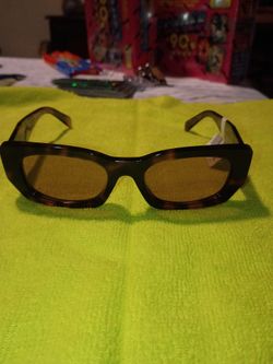 "PRADA" Designer Sunglasses
