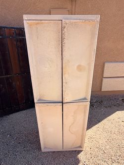 Sterilite Plastic Storage Shed (Broken Doors) LxWxH: 16” x 26” x 69.5”