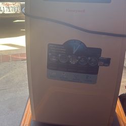 Honeywell Portable A/C