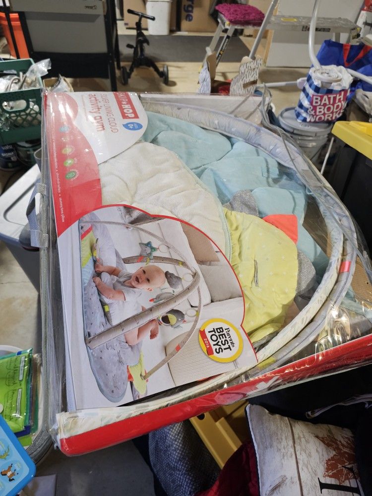 Free Baby Items Great Condition Don't Need