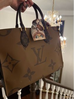 Louis Vuitton tote bag mm