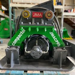  Mini Excavator Plate Compactor Caterpillar CAT 305/CAT 306 or Similar Machine 4-6 Tons Capacity.
