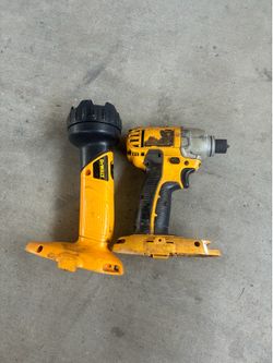 Dewalt 18V drill and flash light