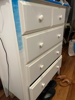 Dresser has an issue