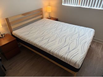 Queen Hybrid Mattress and Full Wood Bedframe