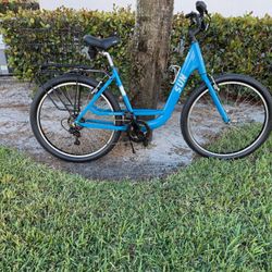 SUN bicycle 27.5 inch wheel medium frame seven speed