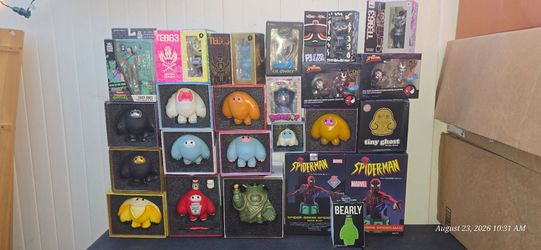 Large Lot of Collectible Designer Toy Figures