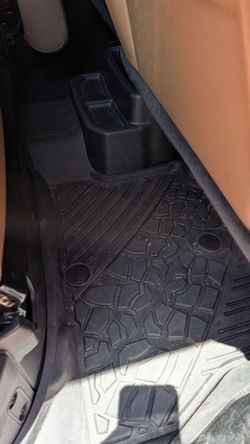 Wrangler floor mats and sun shade