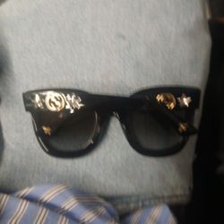 Woman's Gucci Sunglasses