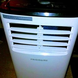 Air Conditioner Like New 8000k BTU Used Less Than A Month Was $375 Asking $175 Firm Cash & Pick Up Only 