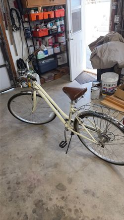 Schwinn women’s bike