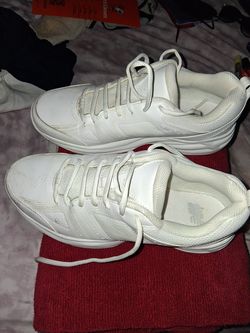 NIKE New Balance shoes (prison)