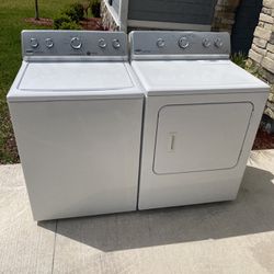 Budget Friendly!! Washer/Dryer Set!!
