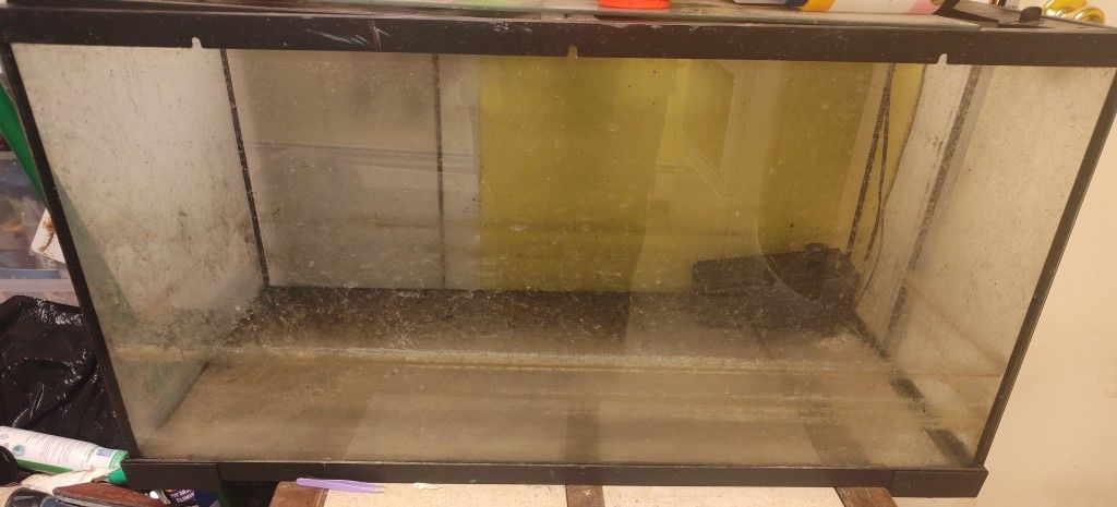 Reptile/Fish Tank