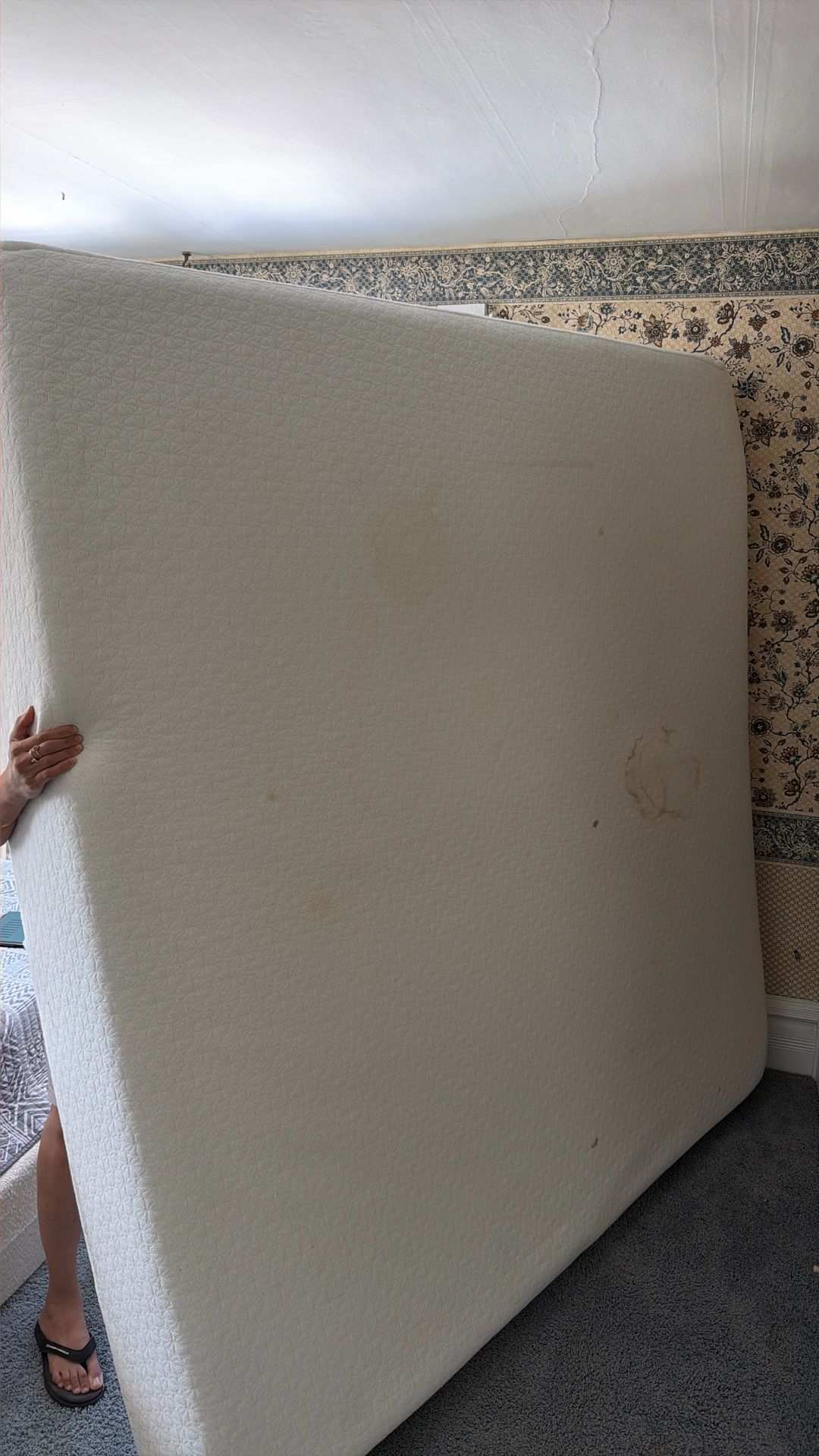 Memory Foam Mattress. King Size