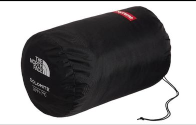Supreme The North Face S Logo Dolomite 3A-20 sleeping bag