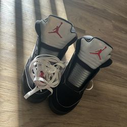 Air Jordan 5 Sz 7