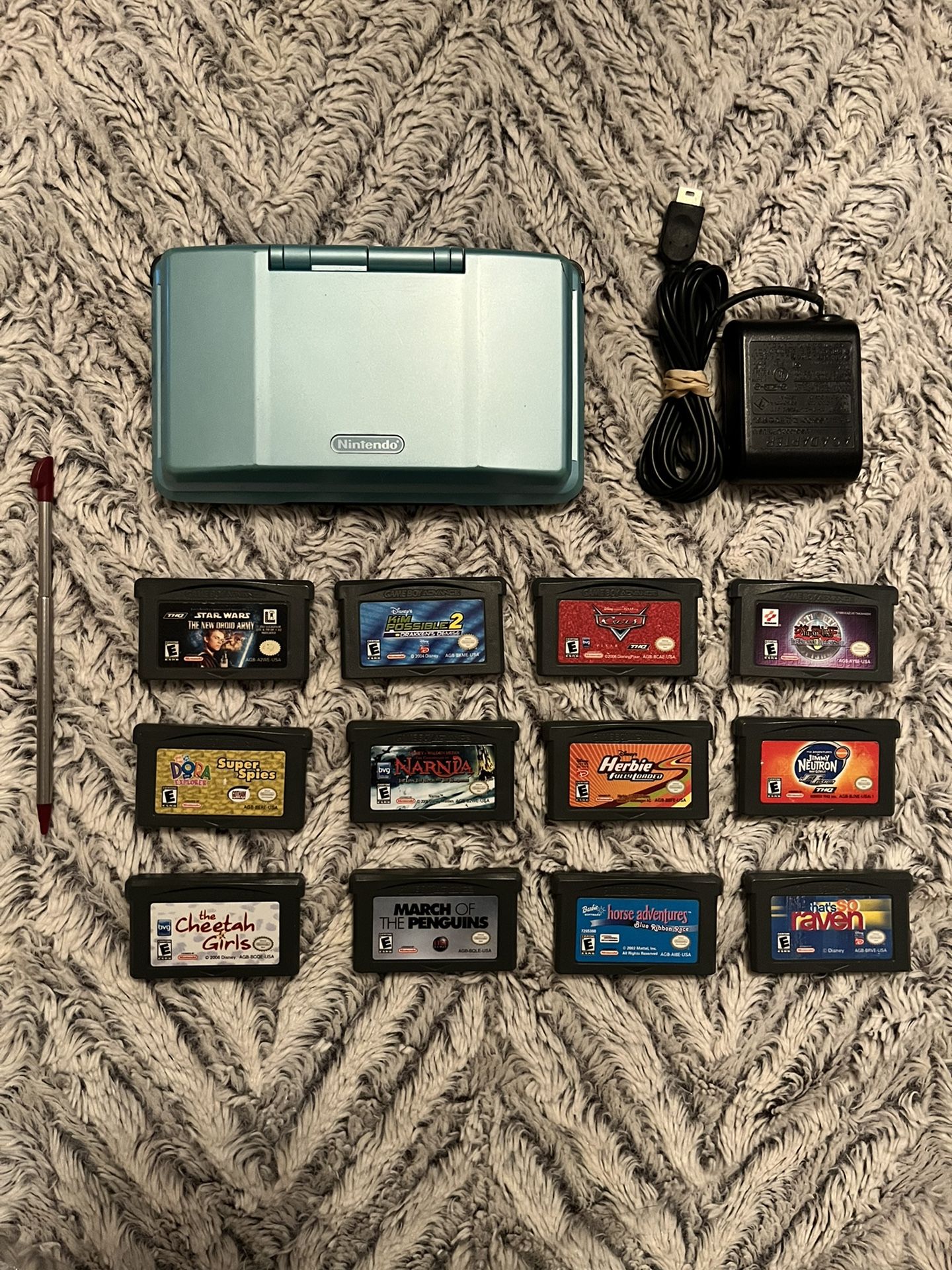 Teal Ds With 12 GBA Games