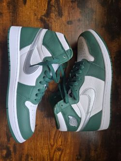 Air Jordan 1 Gorge Green Size 10.5