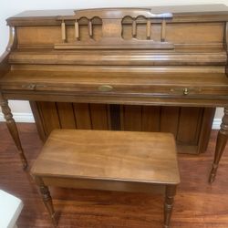 1980 Wurlitzer Piano