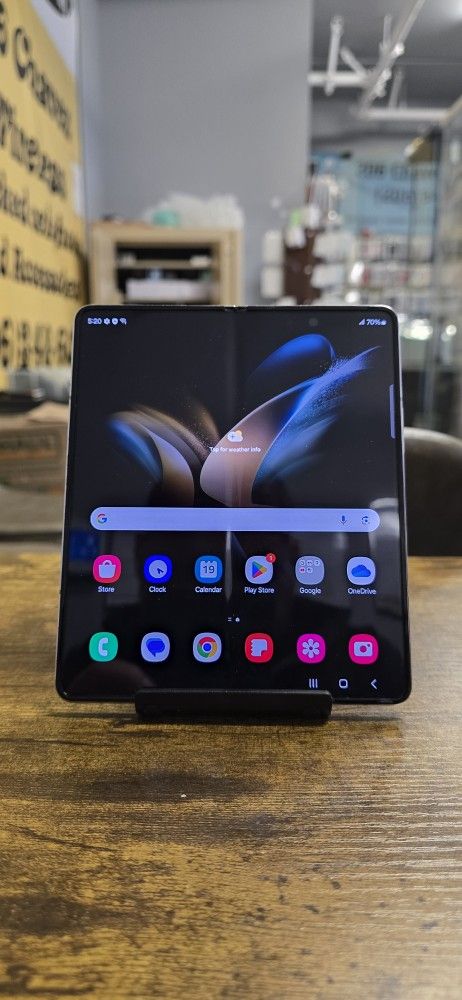 Samsung Galaxy Z Fold 4 5G Unlocked 512gb 